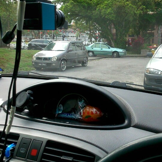 pejabat pos besar kuching