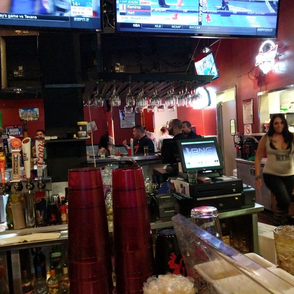 Catch 22 Sports Grill American Restaurant