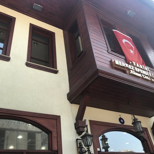 6/27/2017にAydnAYLDZがTarihi Merkezefendi Köftecisi Ahmet Ustaで撮った写真