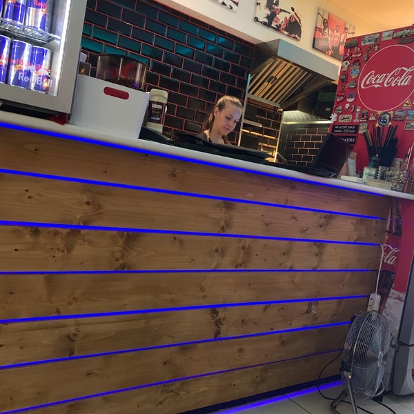 Foto tirada no(a) Lucky 7 Burgers &amp; More por تركي em 7/22/2019