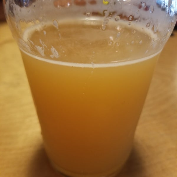 Photo taken at Select Beer Store Bottle Shop &amp; Tap Room by Ben F. on 11/9/2019