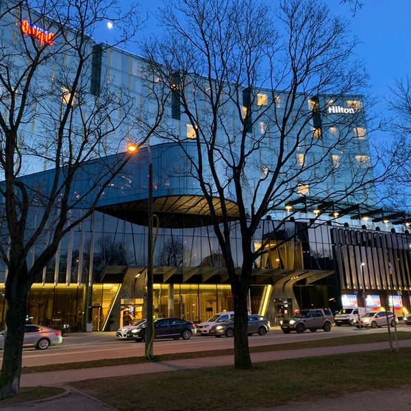 Снимок сделан в Hilton Tallinn Park пользователем Muammer F. 2/6/2020