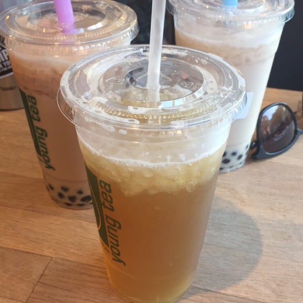 Photo taken at Young Tea by Lucy Y. on 7/15/2018
