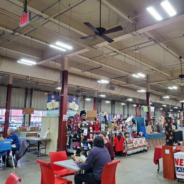 Lynchburg Community Market Farmers Market in Lynchburg