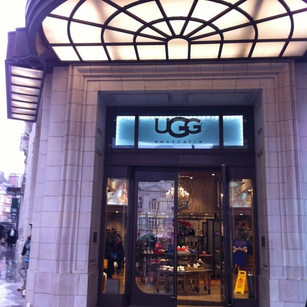 ugg store oxford street