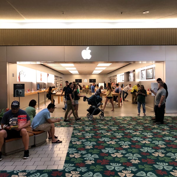Apple Kahala 4211 Waialae Avenue