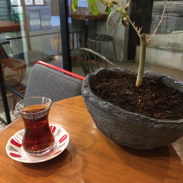 Photo taken at Moda Sahnesi by Özcan Y. on 12/30/2019