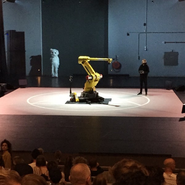 9/13/2019 tarihinde Jacco O.ziyaretçi tarafından Theater Rotterdam'de çekilen fotoğraf