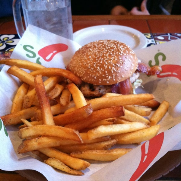 Photo taken at Chili&#39;s Grill &amp; Bar by Morgan B. on 3/26/2013