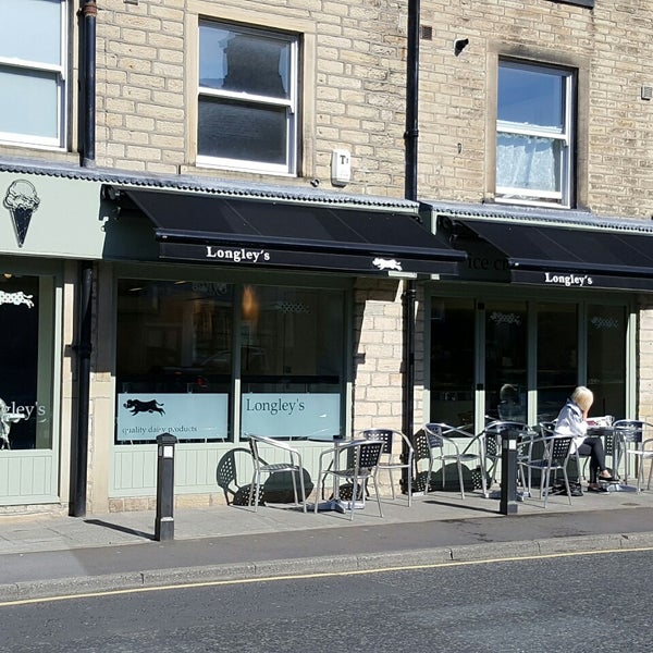 Longley's Ice Cream & Coffee Shop Holmfirth 33 Huddersfield Rd.