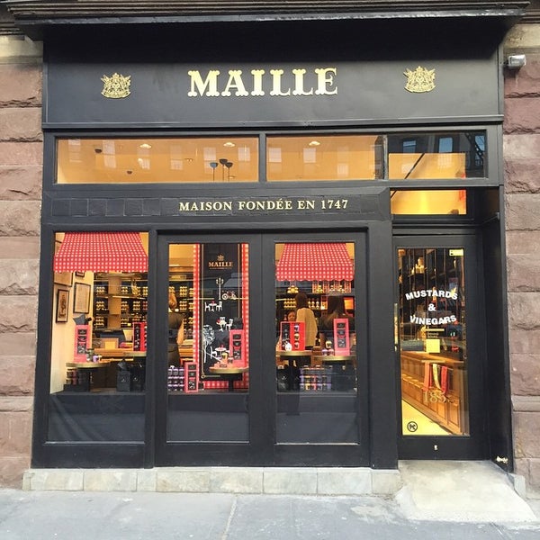 Photo taken at Maille by Restaurant Fairy on 4/19/2015