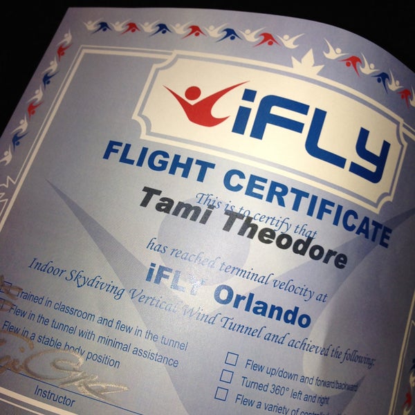 รูปภาพถ่ายที่ iFly Orlando โดย Tami T. เมื่อ 5/10/2013