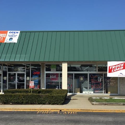 Photos At Overflow Furniture Mattress Outlet Lexington Ky