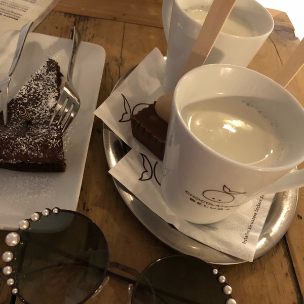 Foto scattata a Chocolaterie Beluga da Fatimah A. il 6/7/2019