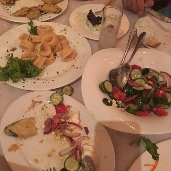 We found the same tastes we could only have in Greece! Very good service with extremely probably the most reasonable prices in NY. Dont waste your time at the overvalued “best Greek Tavernas” of NYC.