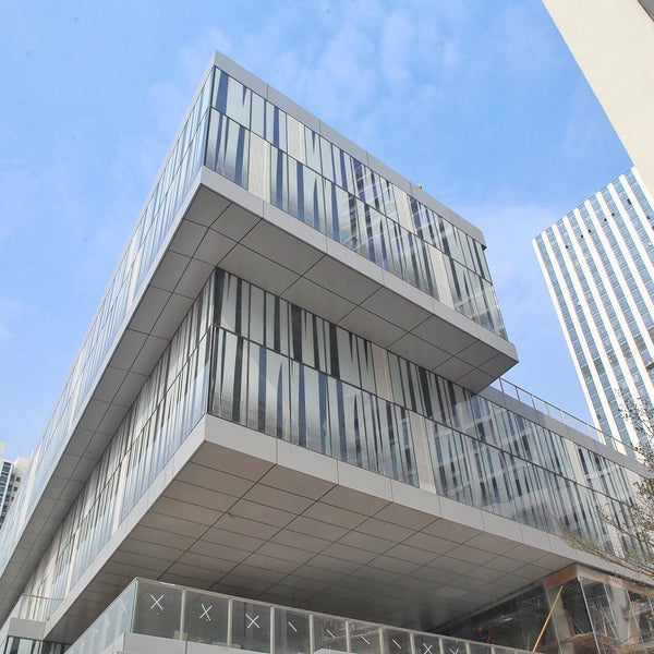 Культурный центр некоммерческий. Культурный центр в Вольфсбурге. Культурный центр Acros (Фукуока, Япония). Культурный центр «Dortmund u-Tower».