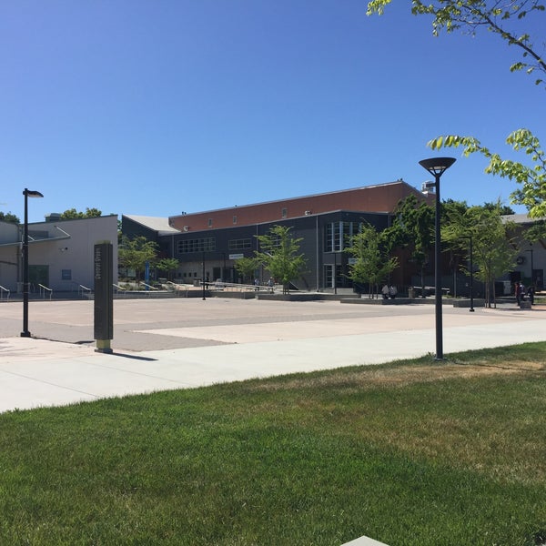 Evergreen Valley College Community College in San Jose