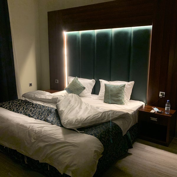 Jual Springbed King Koil Princess Elizabeth 120 X 200 Set Divan Kasur Kota Bekasi Metropolitan Furnitures Tokopedia