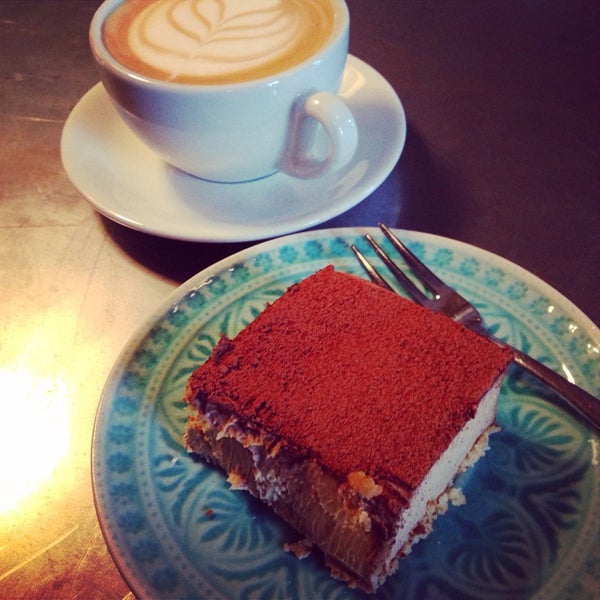 6/10/2014 tarihinde Pasi K.ziyaretçi tarafından Cafe Kokko'de çekilen fotoğraf