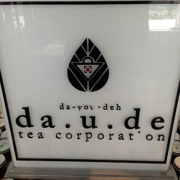 รูปภาพถ่ายที่ Da.u.de Tea Lounge โดย Arold J. เมื่อ 4/7/2013