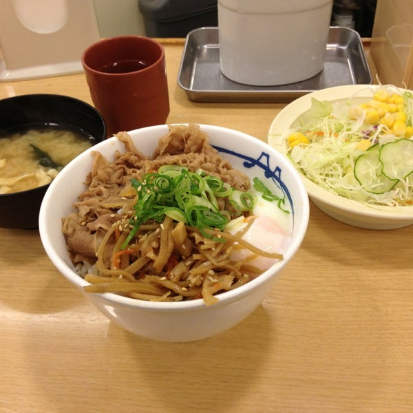 松屋 神田西口店 千代田区 内神田2 12 5