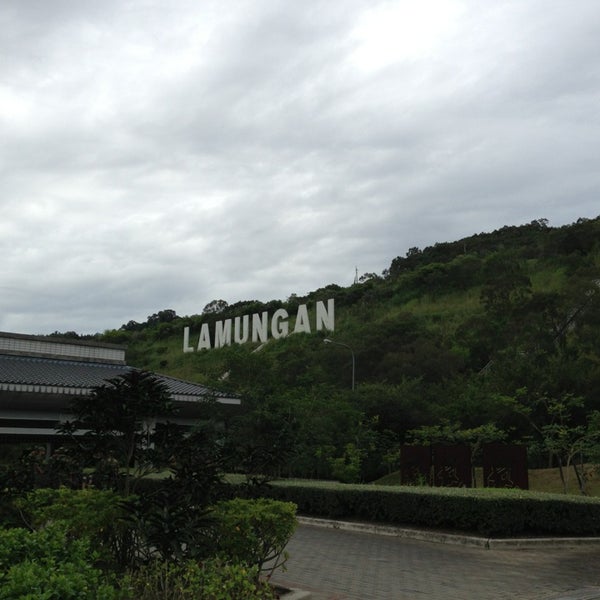 Photos At 南投服務區nantou Service Area 7 Tips From 806 Visitors