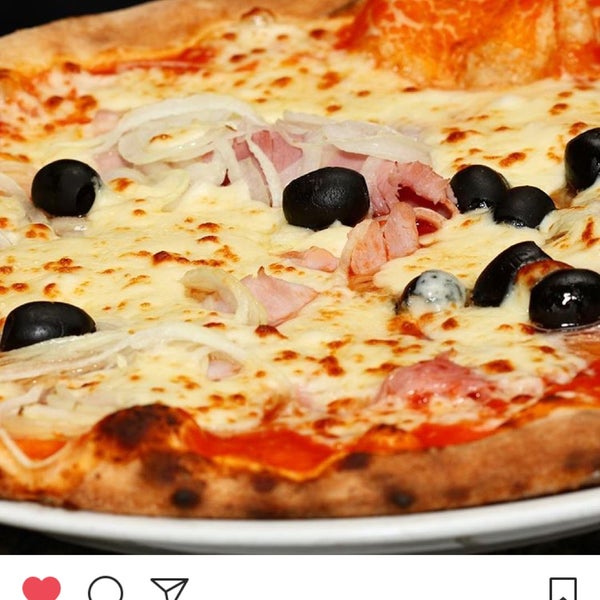 Photo taken at Mamma Lina - Ristorante Pizzeria by Massimo D. on 6/28/2018
