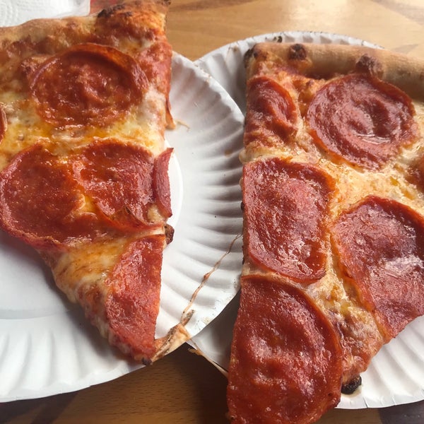 Gracie's Pizza East Hollywood 1 tip from 168 visitors