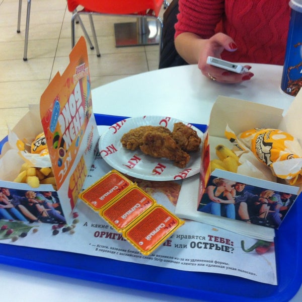 3/12/2013에 Екатерина К.님이 KFC에서 찍은 사진