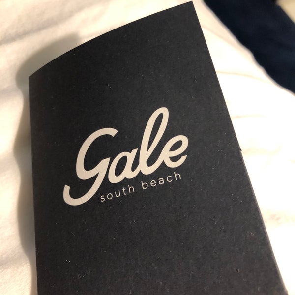 รูปภาพถ่ายที่ Gale South Beach, Curio Collection by Hilton โดย Matt S. เมื่อ 2/4/2019