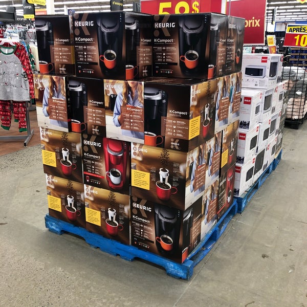 Walmart Supercentre 106 visitors