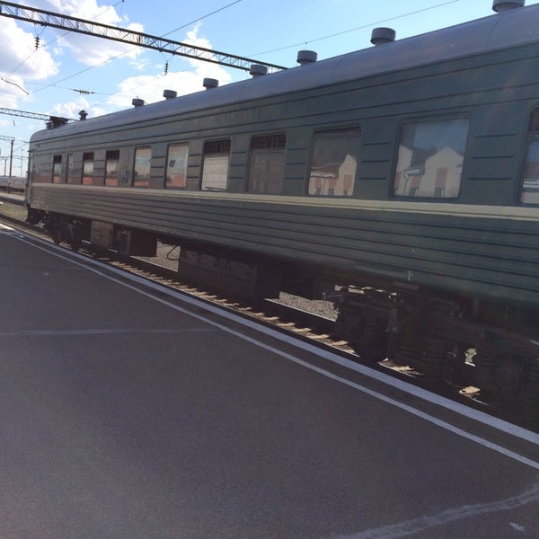 Поезд москва барнаул купе. Электричка томск новосибирск. Поезд барнаул. Поезд бийск барнаул. Поезд ласточка новосибирск.