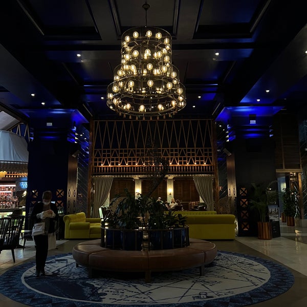 Das Foto wurde bei Kempinski Hotel Bahía von Hassan A. am 3/18/2022 aufgenommen