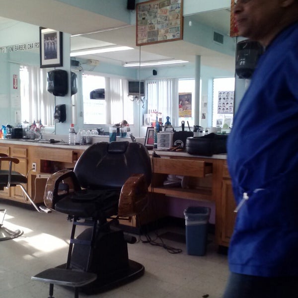 Cuba's Barber Shop Hamilton, OH