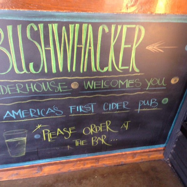 Foto scattata a Bushwhacker Cider da Angelo D. il 3/8/2015