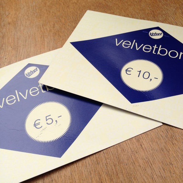 รูปภาพถ่ายที่ Velvet Music Dordrecht โดย Vere Lise เมื่อ 5/25/2013