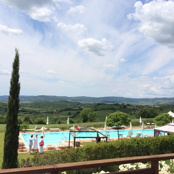 Das Foto wurde bei Saturnia Tuscany Hotel von Antoine M. am 5/19/2014 aufgenommen