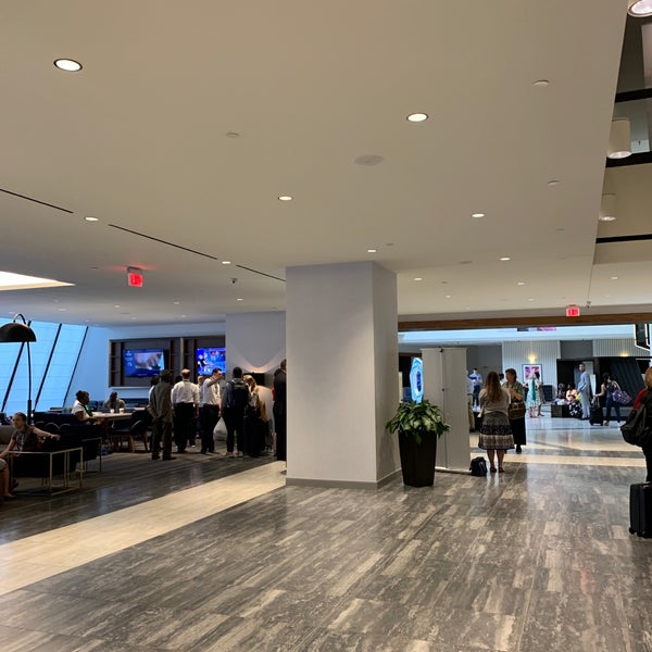 Foto diambil di Hilton Atlanta oleh Emerson A. pada 5/20/2019