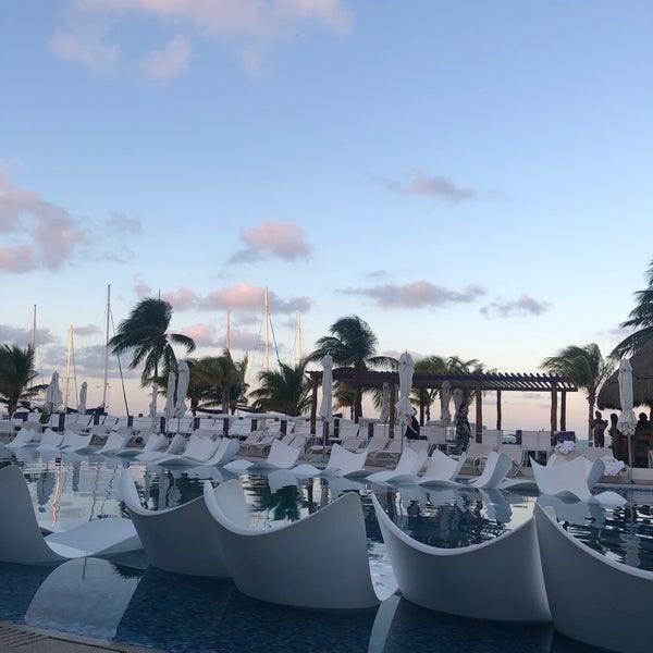Снимок сделан в Temptation Resort &amp; Spa Cancun пользователем Faisal 2/27/2019