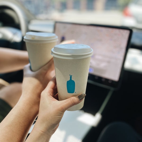 Photo taken at Blue Bottle Coffee by Tiffany V. on 5/25/2020