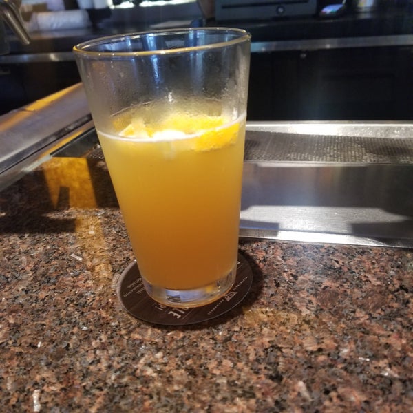 Photo taken at BJ&#39;s Restaurant &amp; Brewhouse by Chantel S. on 9/9/2019