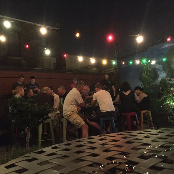 Foto tomada en Just John&#39;s Nightclub  por Will T. el 7/24/2016