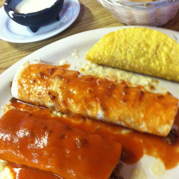 4/5/2013 tarihinde Sharon C.ziyaretçi tarafından Old West Mexican Restaurant'de çekilen fotoğraf