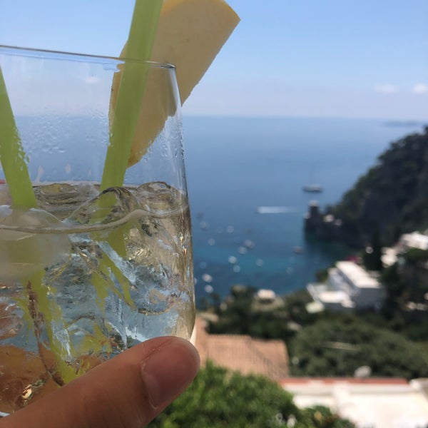 Great view - such a great place to relax and enjoy a drink and some sweets far away from the busy Positano-beach area. Really loved the 3-chocolate-mouse dessert and the lovely staff.