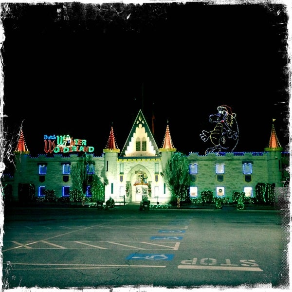 Photo taken at Dutch Wonderland by Rebecca S. on 12/28/2012