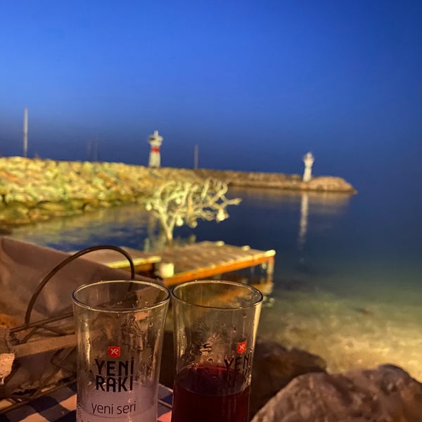 10/4/2020 tarihinde Yeliz Y.ziyaretçi tarafından Denizkızı Restaurant'de çekilen fotoğraf