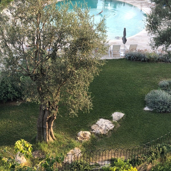 Photo taken at Hotel Mercure Villa Romanazzi Carducci by Boglarka B. on 8/2/2018