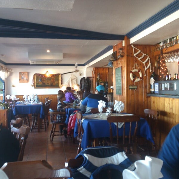 Foto tomada en Restaurante Pizzería La Vela  por Juanza . el 12/31/2014