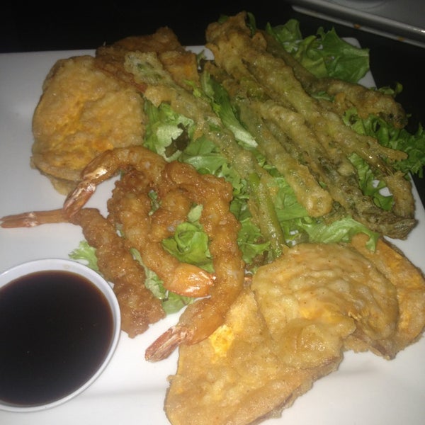 9/14/2013 tarihinde Ms. Krisziyaretçi tarafından Tatu Asian Restaurant &amp; Lounge'de çekilen fotoğraf