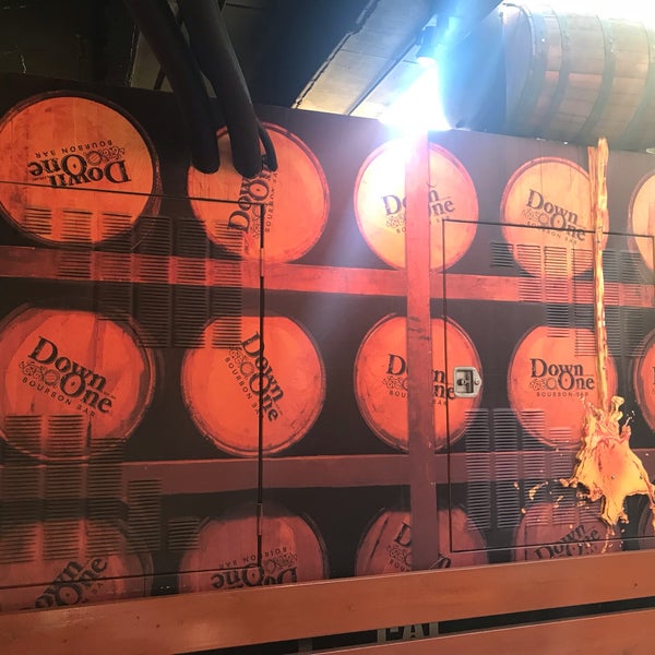 10/20/2018にSharon J.がDown One Bourbon Bar &amp; Restaurantで撮った写真